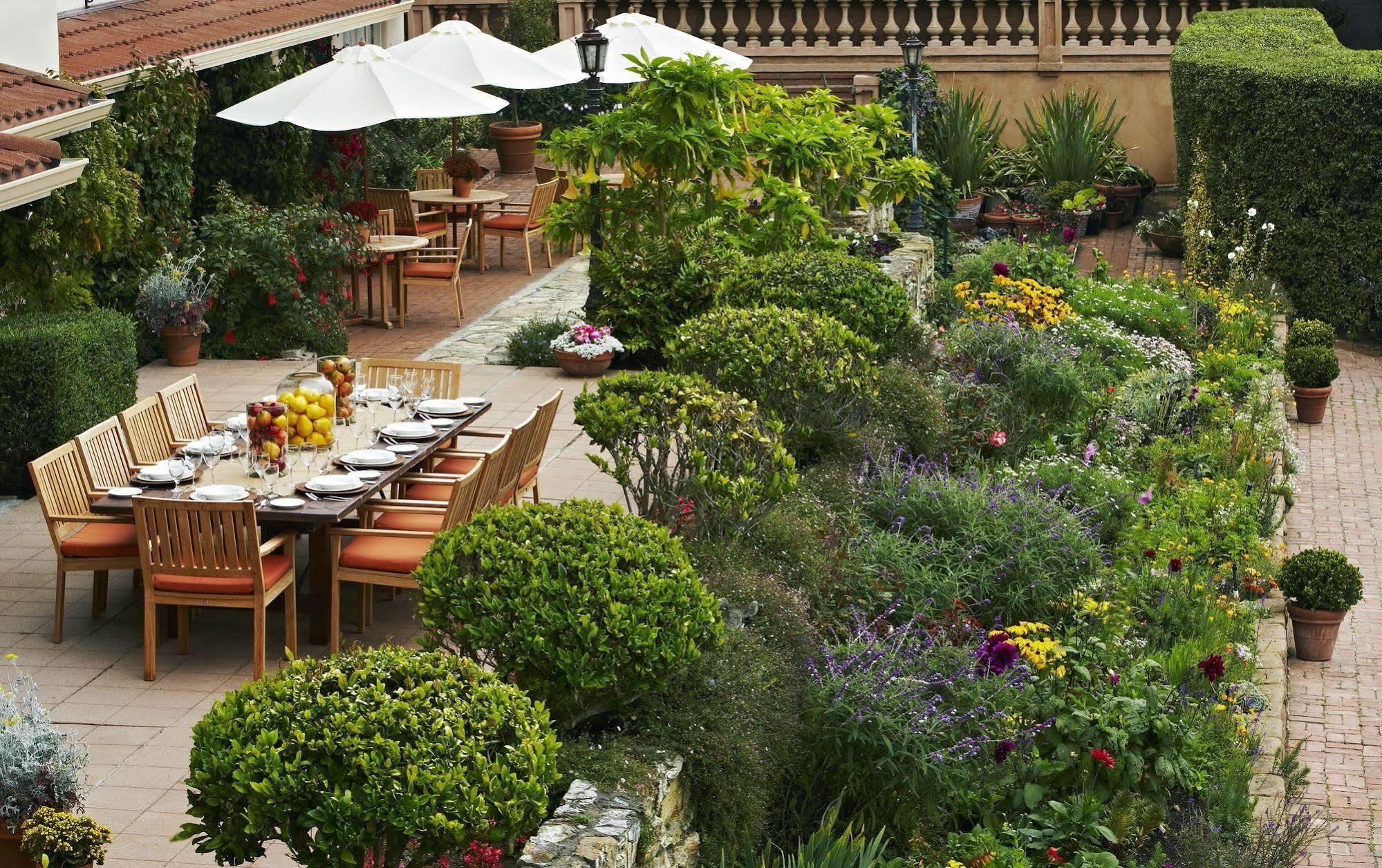 La Playa Hotel